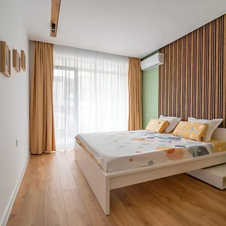 Your Happy Place In Sandanski, Near The Parк